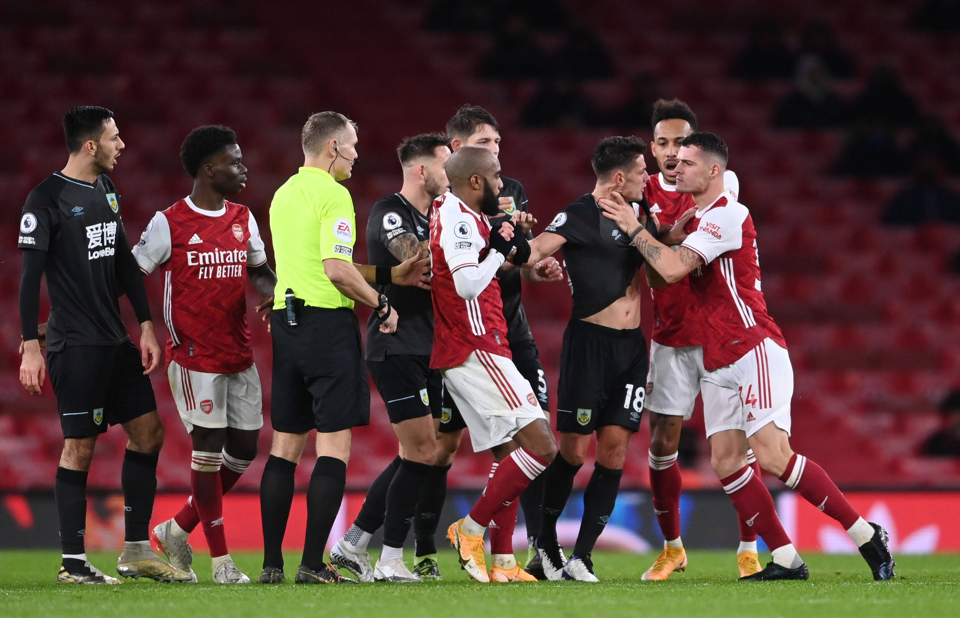 巴黎在球员 巴黎在球员