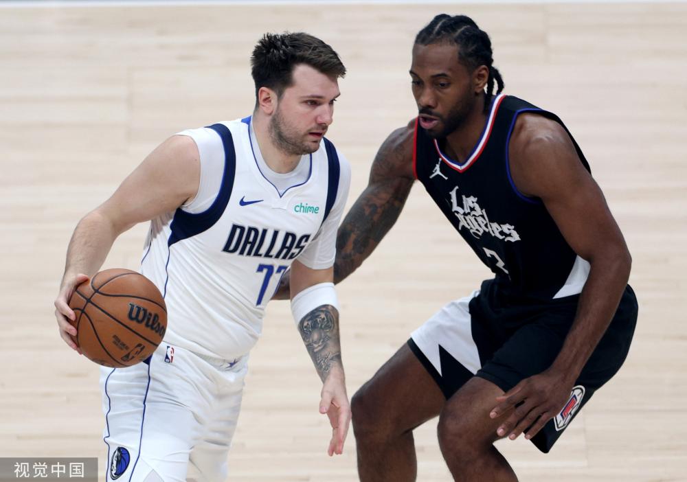 现了他对空 现了他对空